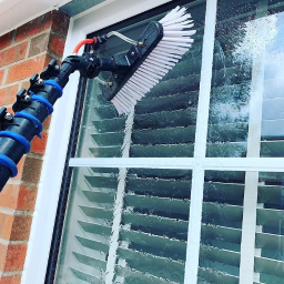 Window Cleaner Banbury 08 Small
